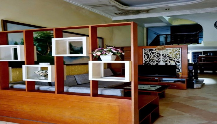 Cho thuê nhà nguyên căn ngõ 192 Lê Trọng Tấn, 50m2x3 tầng.4 ngủ. 12 triệu - cho ở nhóm, hộ GĐ, VP